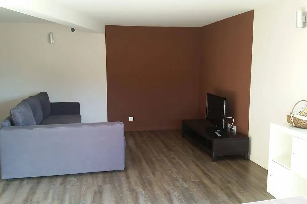 Appartement de la maison vigneronne, Mondragon : image 4