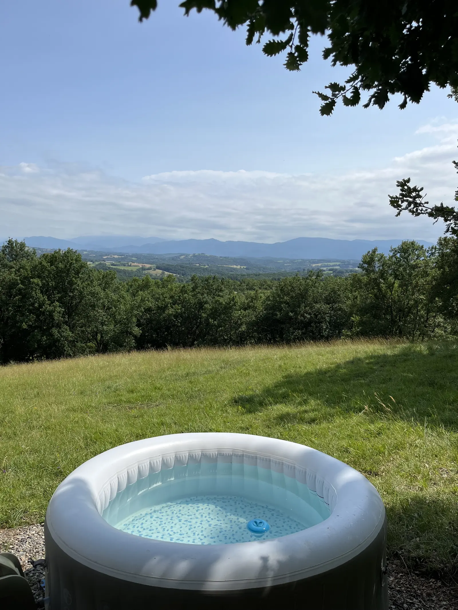 Bulle face aux Pyrénées de la Ferme de Courneillac, Belbèze-En-Comminges : image 5
