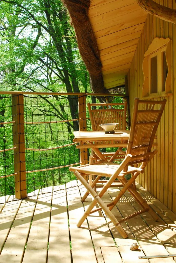 Cabane de la Canopée (hébergement insolite à la ferme), Magné