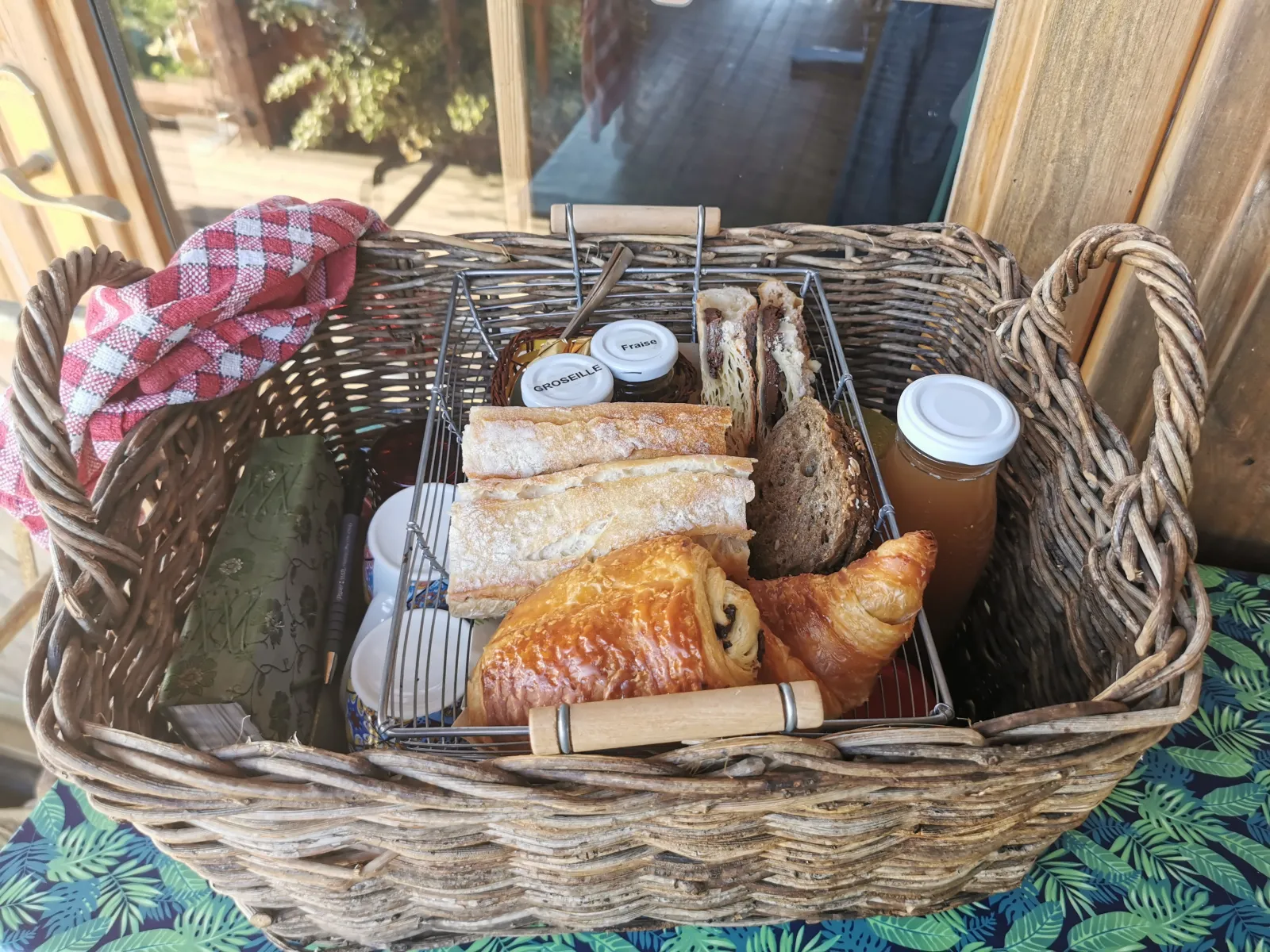 Cabane des Champs, Champmotteux : image 4