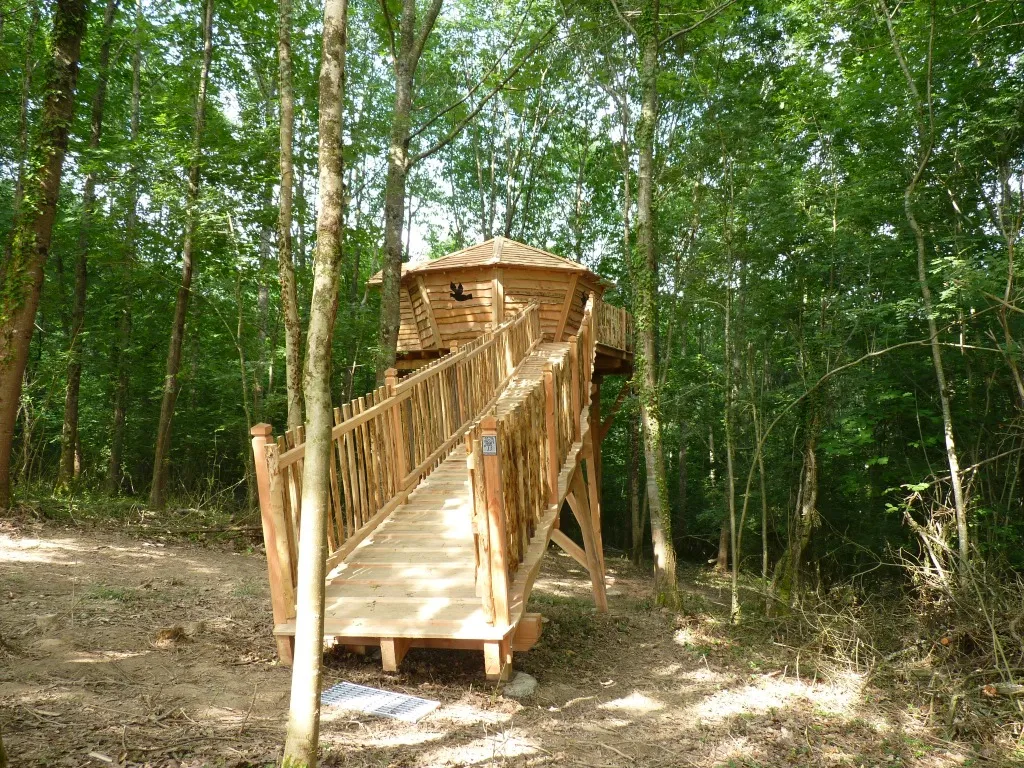 Cabane Diane (hébergement insolite à la ferme), Loubieng