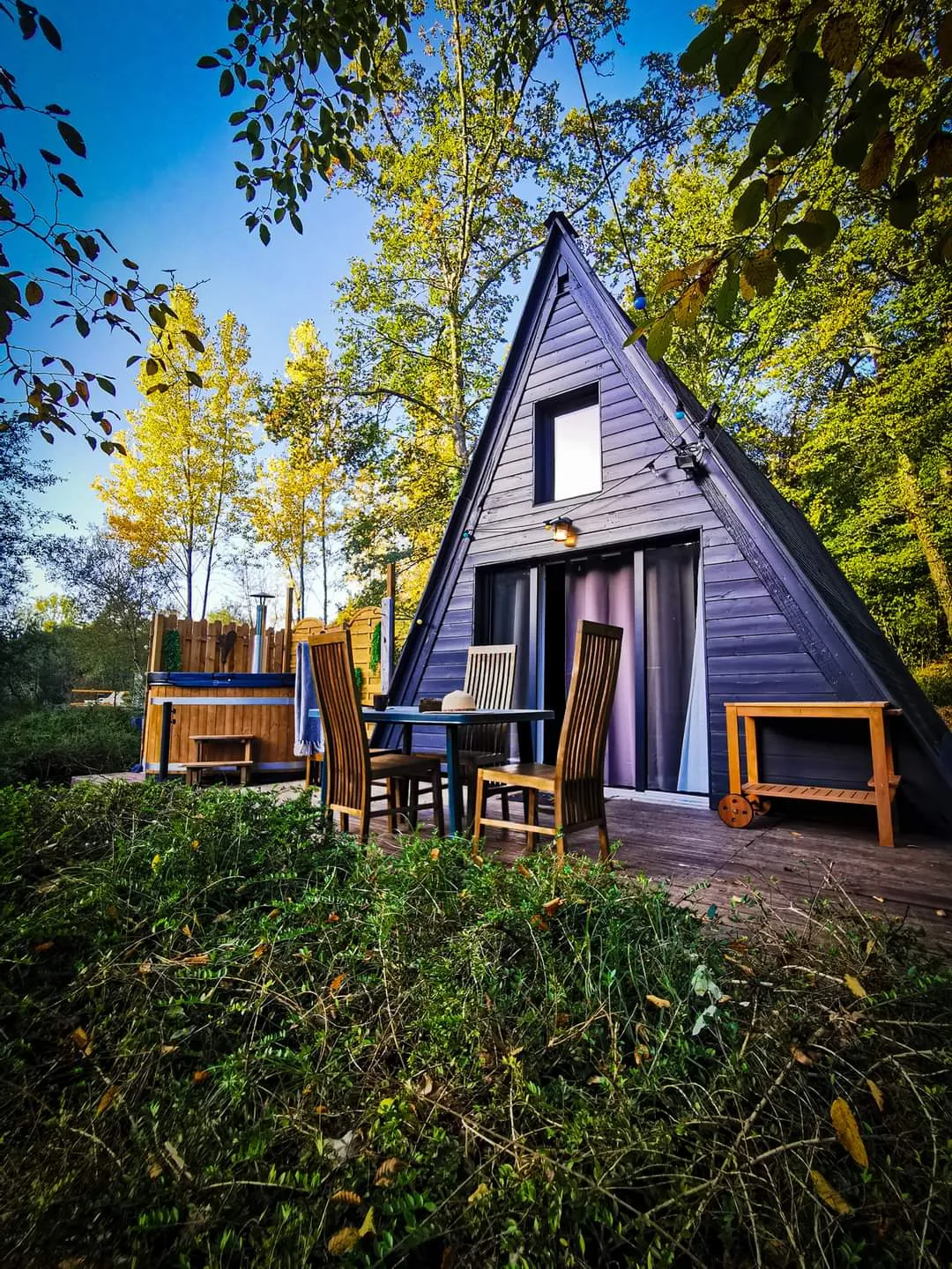Cabane du Pêcheur (hébergement insolite à la ferme), Saint-André-d'Allas