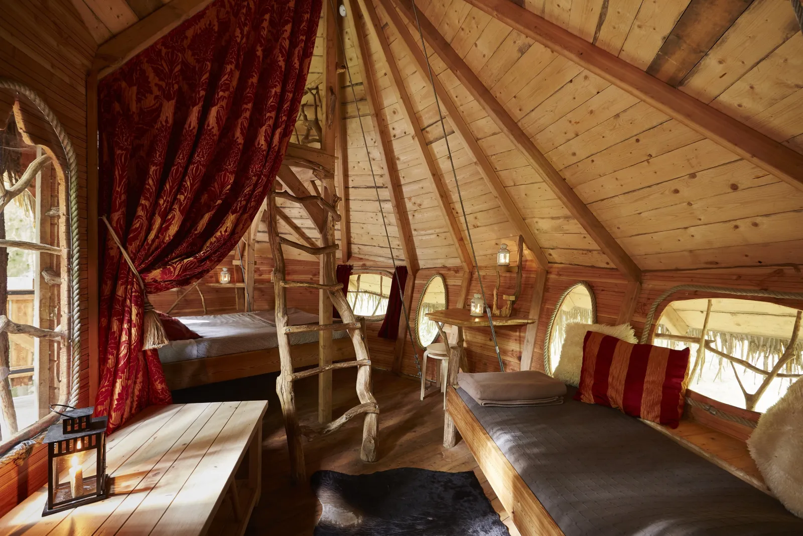 Cabane Échauguette de la Grande Noë (hébergement insolite à la ferme), Longny les Villages