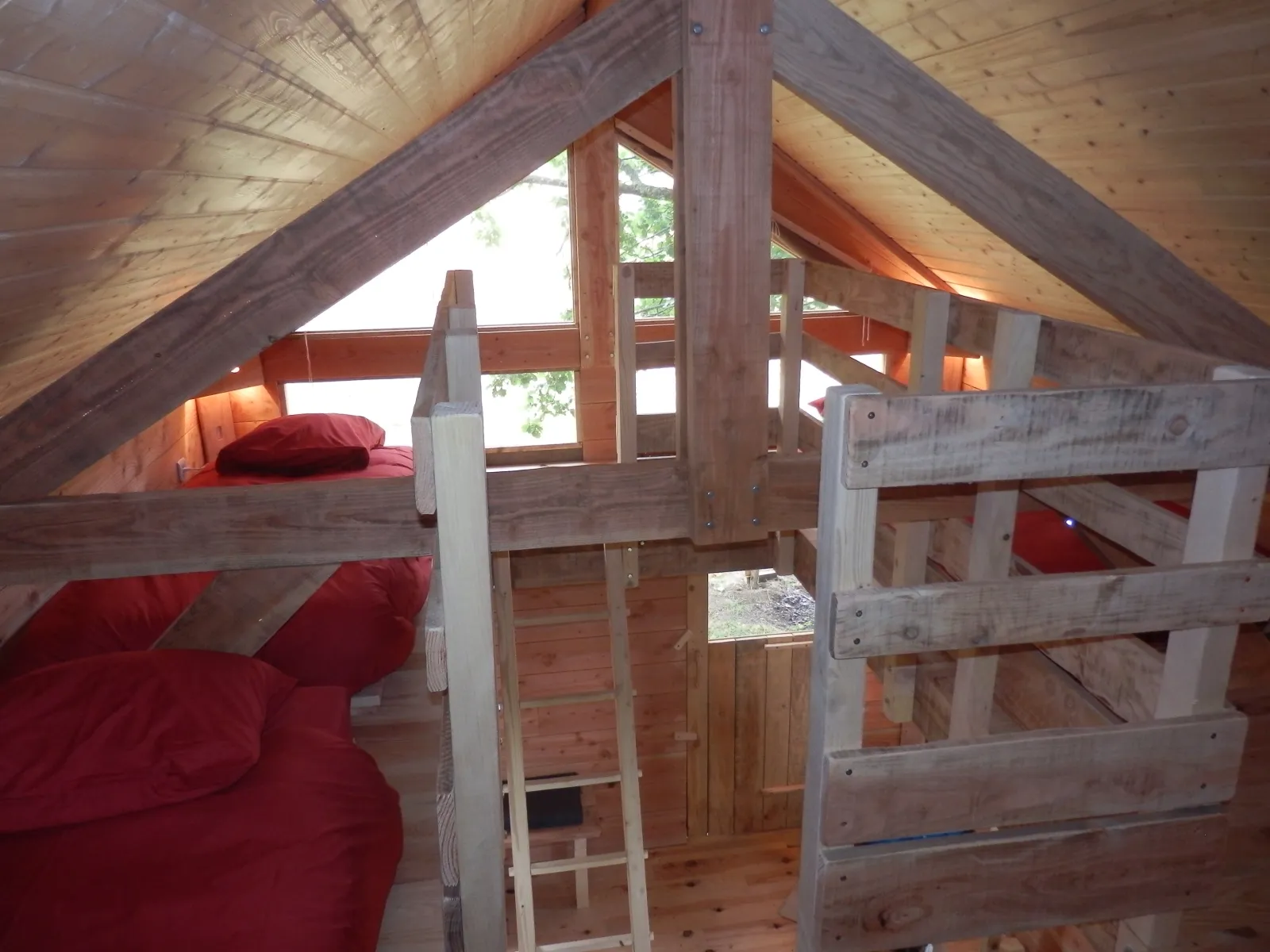 Cabane écolodge du Plessis, Broye : image 5