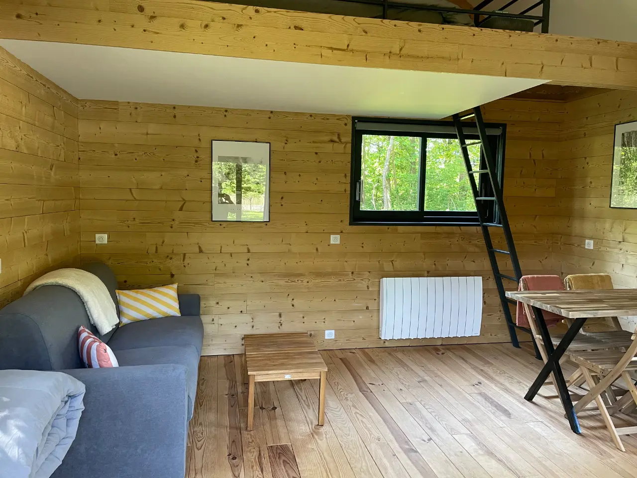 Cabane en forêt, Favières : image 4