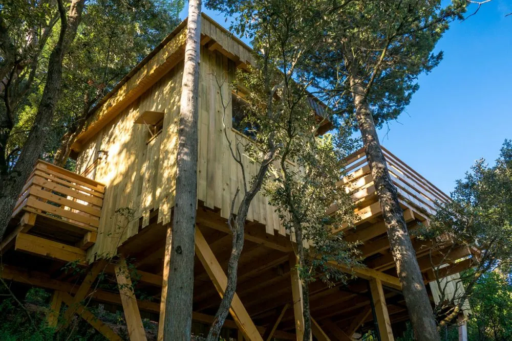 Cabane Fresnes des Cabanes dans les Bois (hébergement insolite à la ferme), Villalier