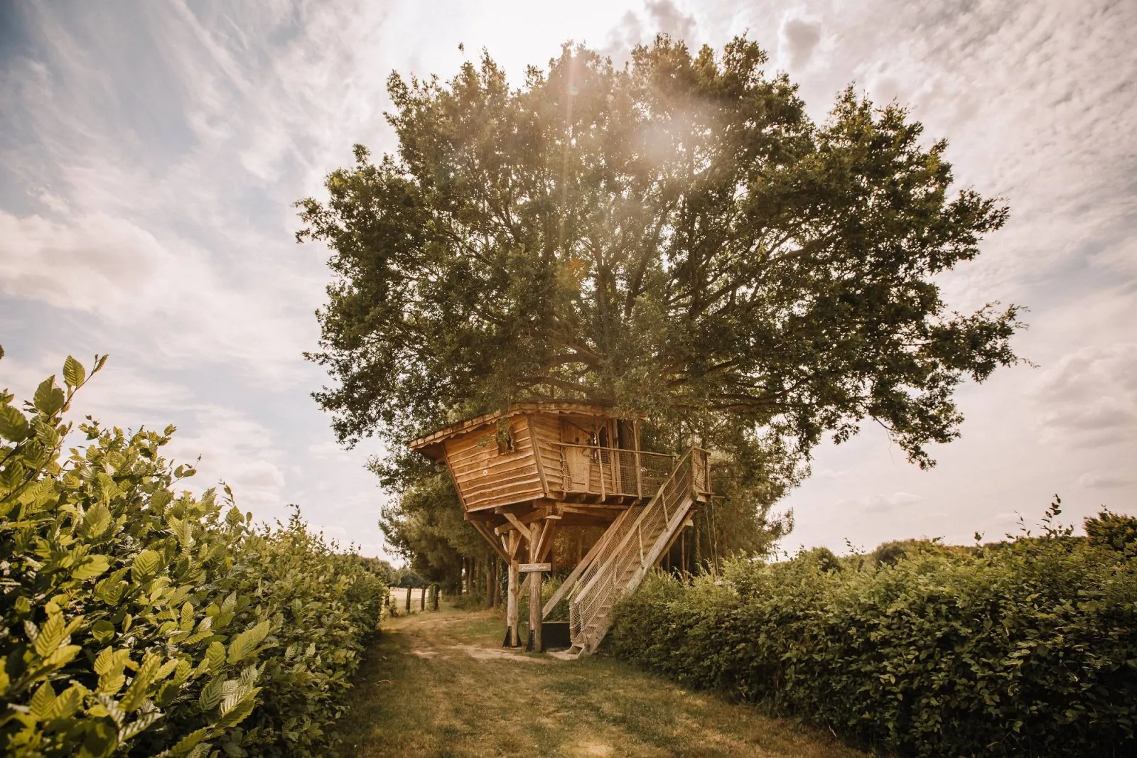 Cabane Hulotte (hébergement insolite à la ferme), Pommerieux