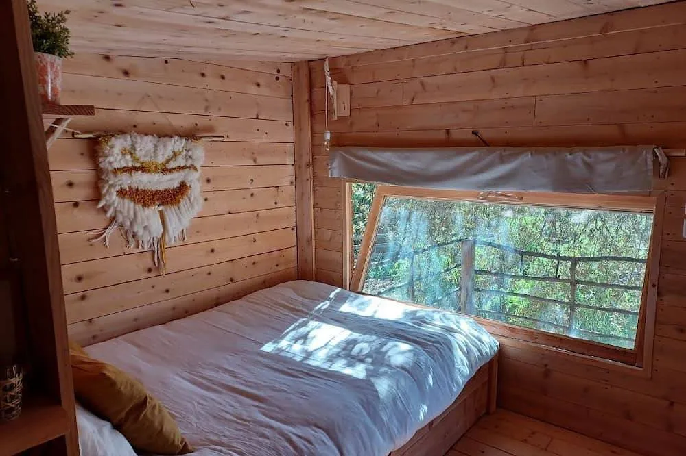 Cabane insolite sous les chênes (hébergement insolite à la ferme), Murviel-lès-Béziers