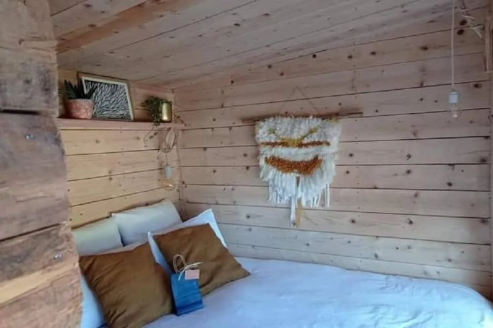 Cabane insolite sous les chênes, Murviel-lès-Béziers : image 4
