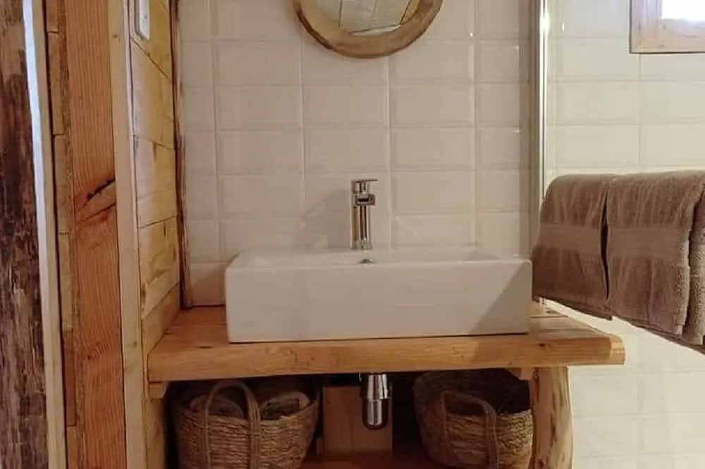 Cabane insolite sous les chênes, Murviel-lès-Béziers : image 5