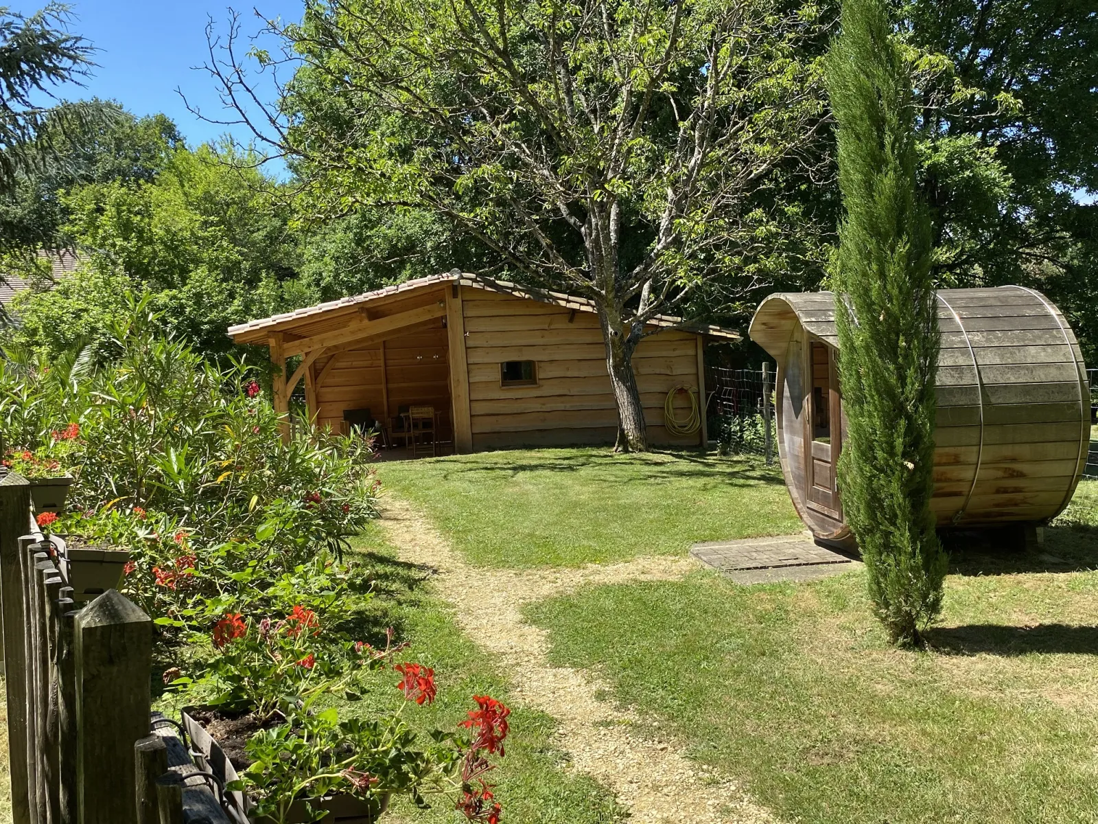 Cabane Jardin & Spa, Monsac : image 2