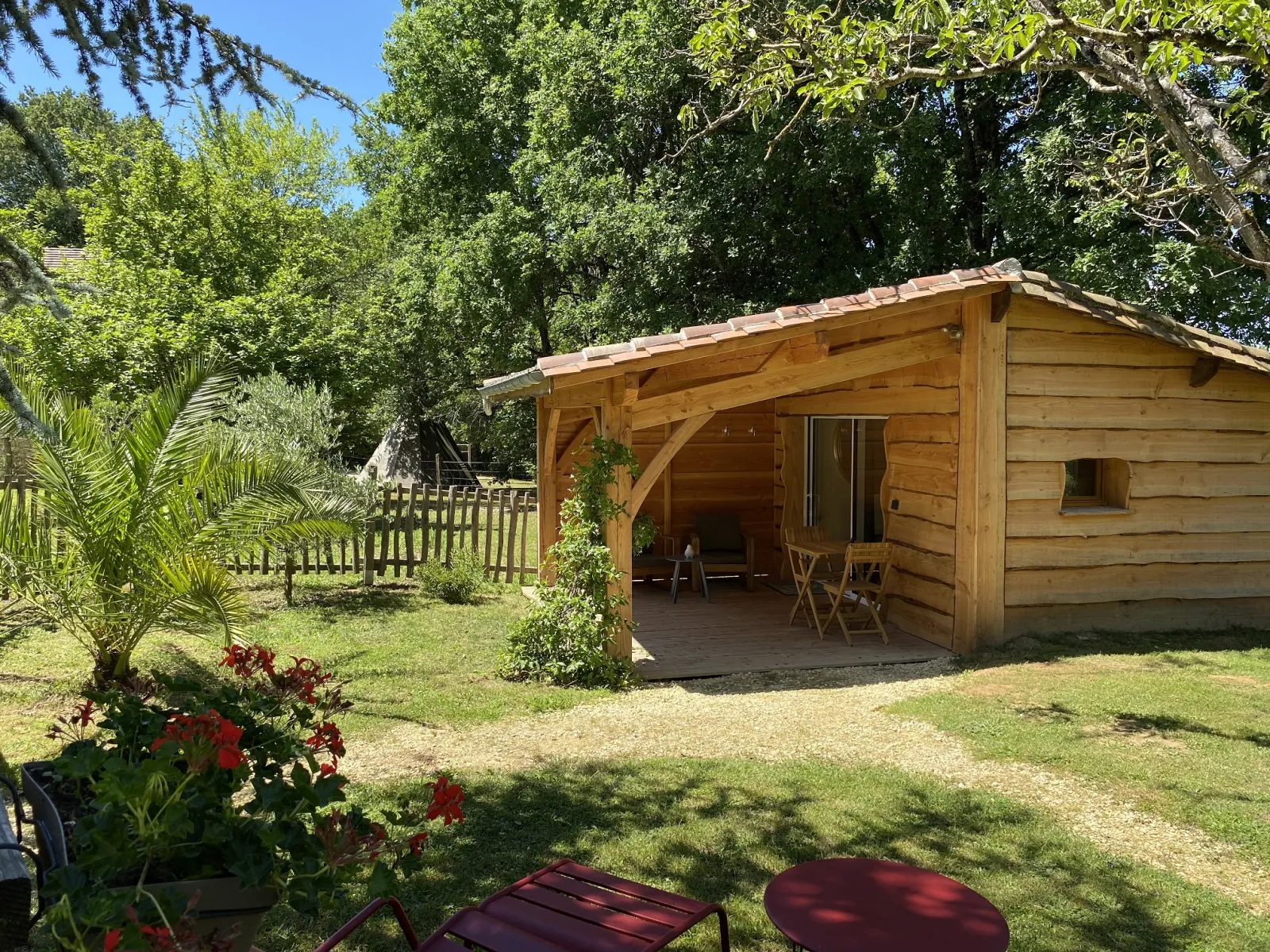 Cabane Jardin & Spa, Monsac : image 3