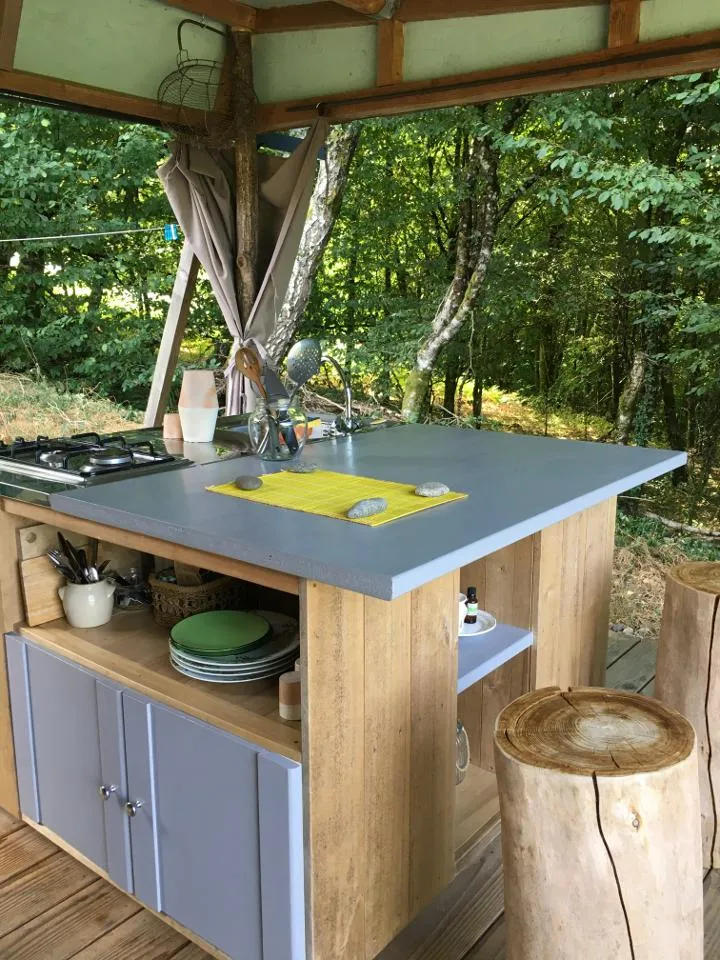 Cabane Poussière d'étoile, Argentat-sur-Dordogne : image 4