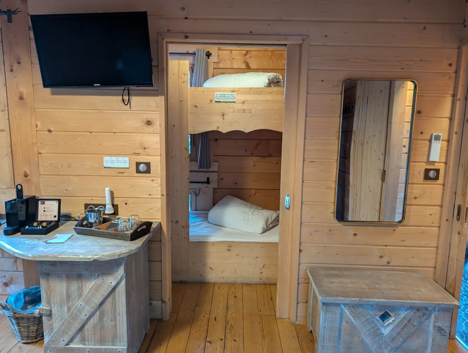 Cabane Refuge des Cabanes dans les Bois, Villalier : image 3