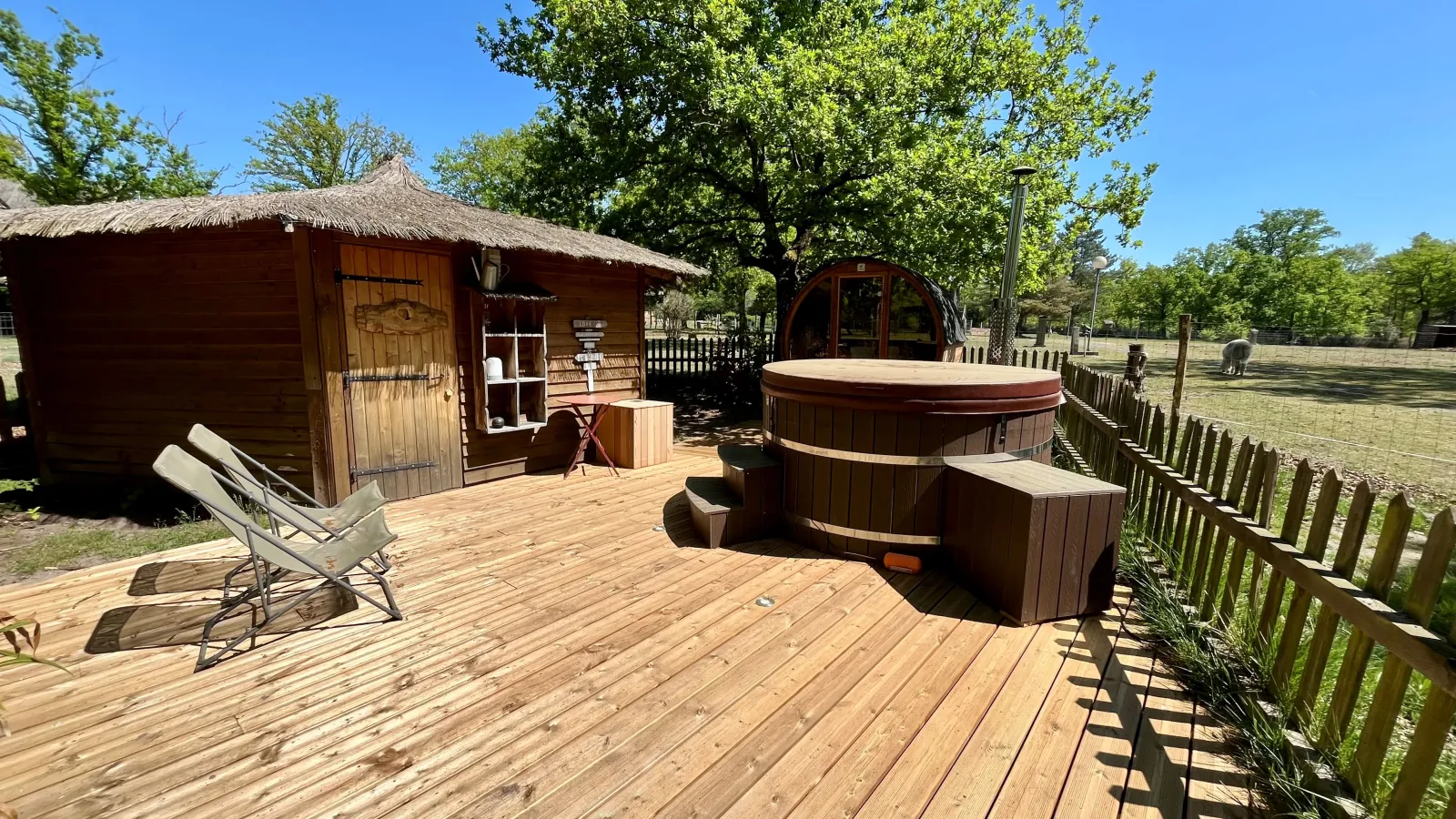 Cabane Spa et Sauna (hébergement insolite à la ferme), Fère-en-Tardenois