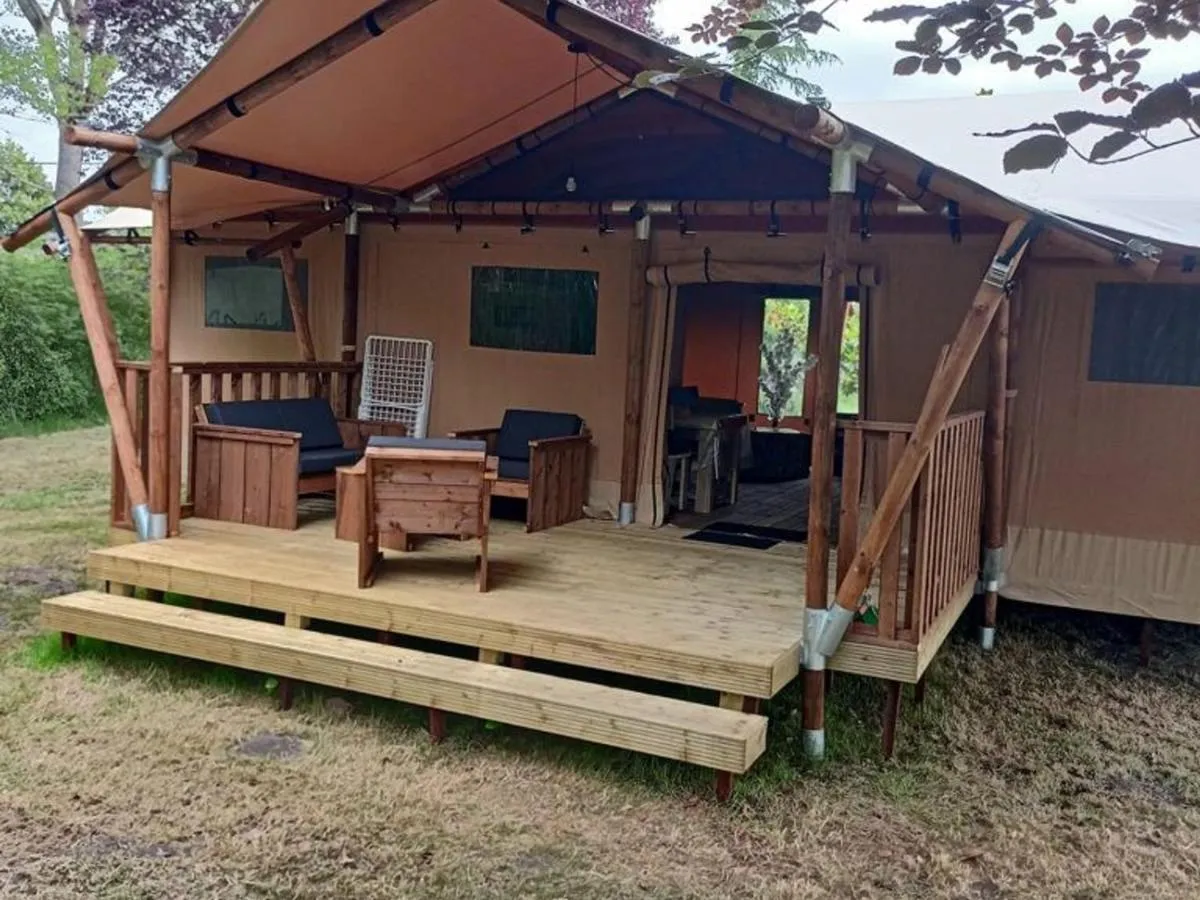 Cabane Trappeur Lodge (hébergement insolite à la ferme), Cérans-Foulletourte