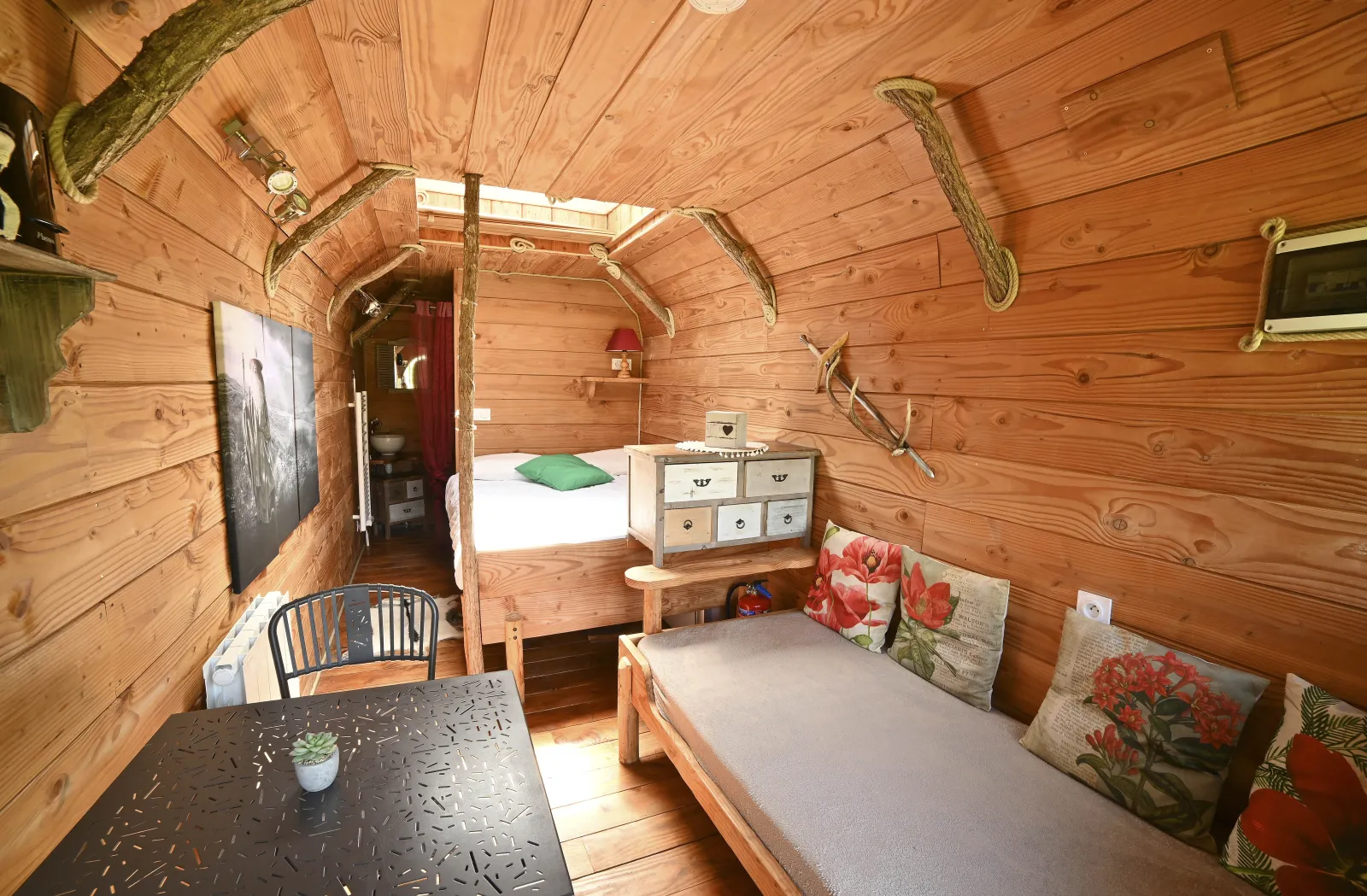 Cabane Végétalisée Les Ripaudières, Descartes : image 3