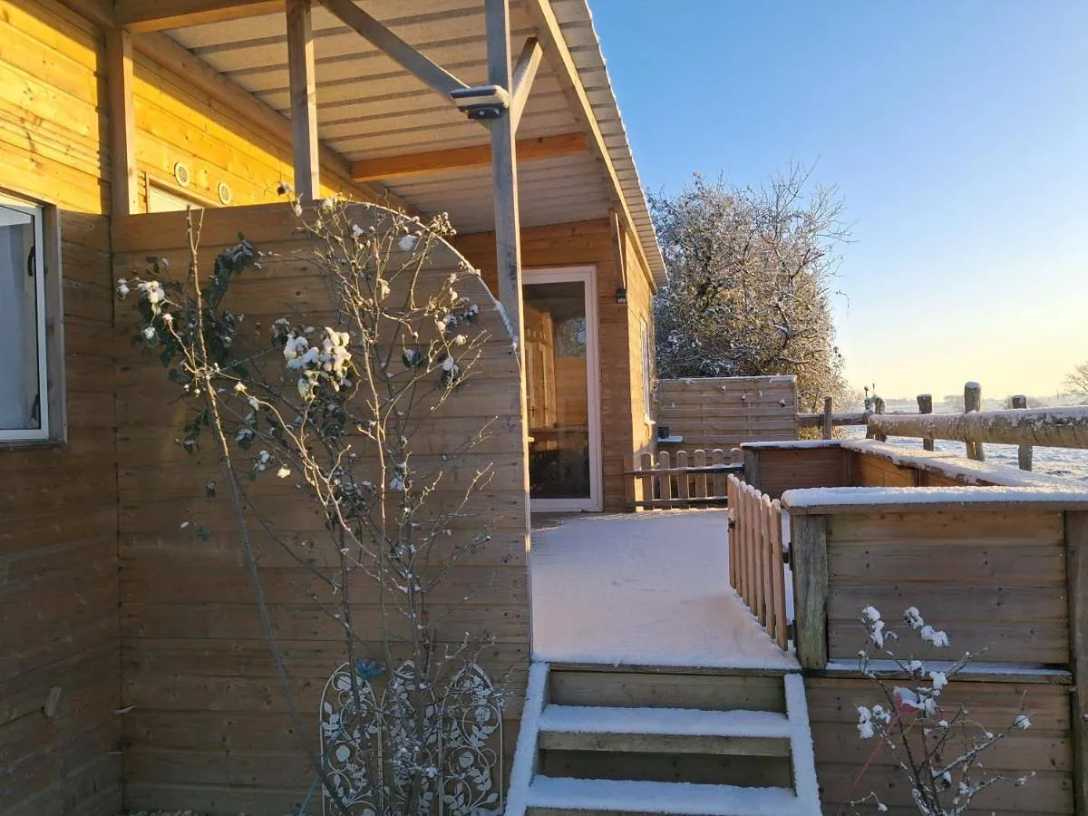 Chalet de la ferme équestre, Yèvres : image 3