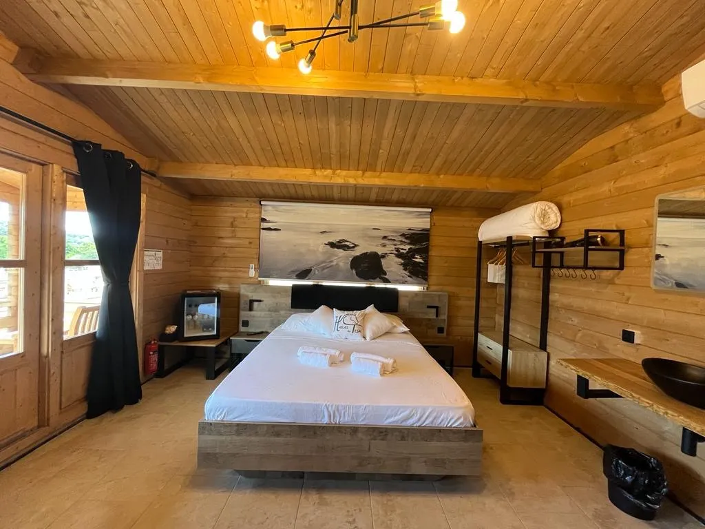 Chalet de Tesa 1 (hébergement insolite à la ferme), Occhiatana
