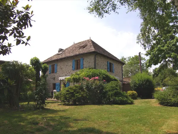 Chalet en rondins de la Bitarelle (hébergement insolite à la ferme), Camps-Saint-Mathurin-Léobazel