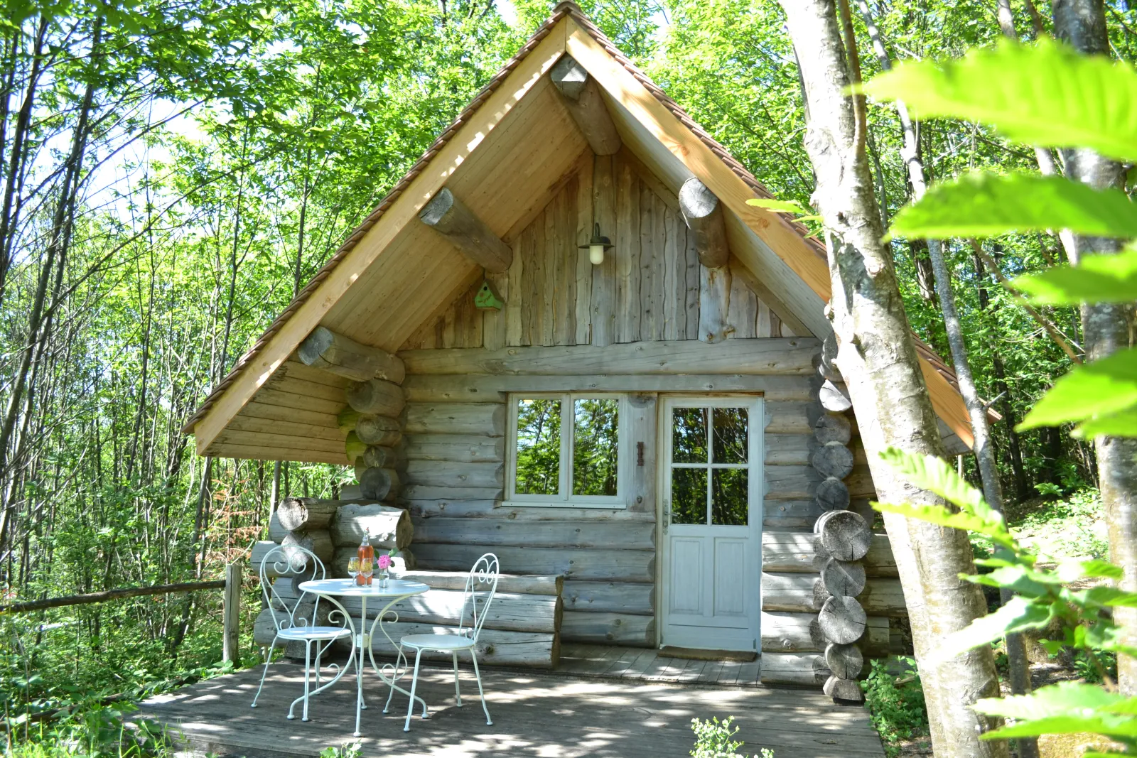 Chalet en Rondins de la Ferme de la Goursaline (hébergement insolite à la ferme), Bussière-Galant