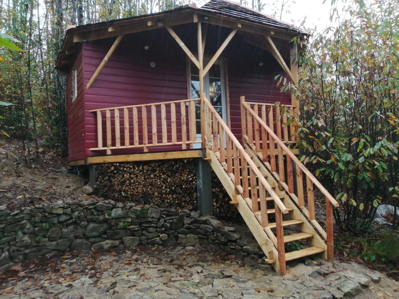 Chalet sur Pilotis des Bois de Saint Auvent, La Geneytouse : image 2