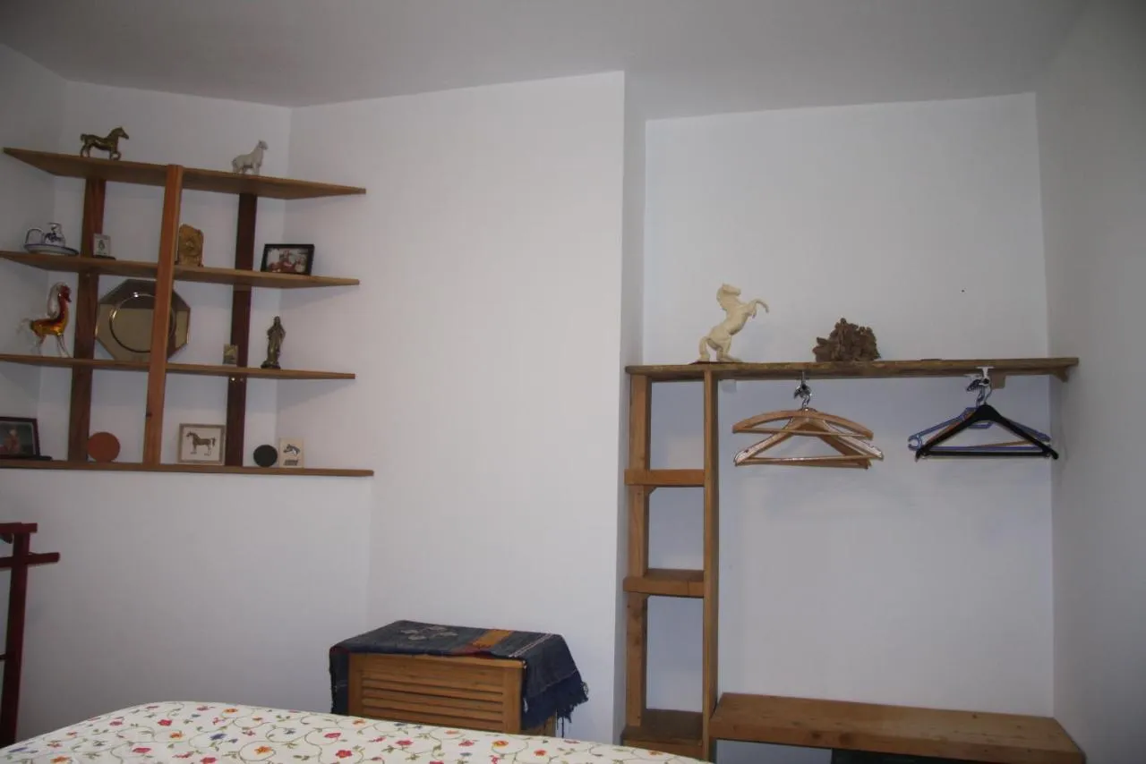 Chambre à la Ferme Banzaï, Aurignac : image 5