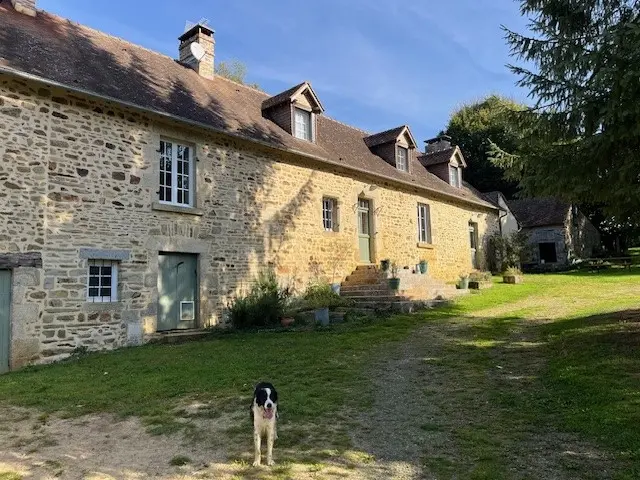 Chambre Antoine Roussin à La Pouplinière (chambre d'hôtes à la ferme), Moulins-le-Carbonnel