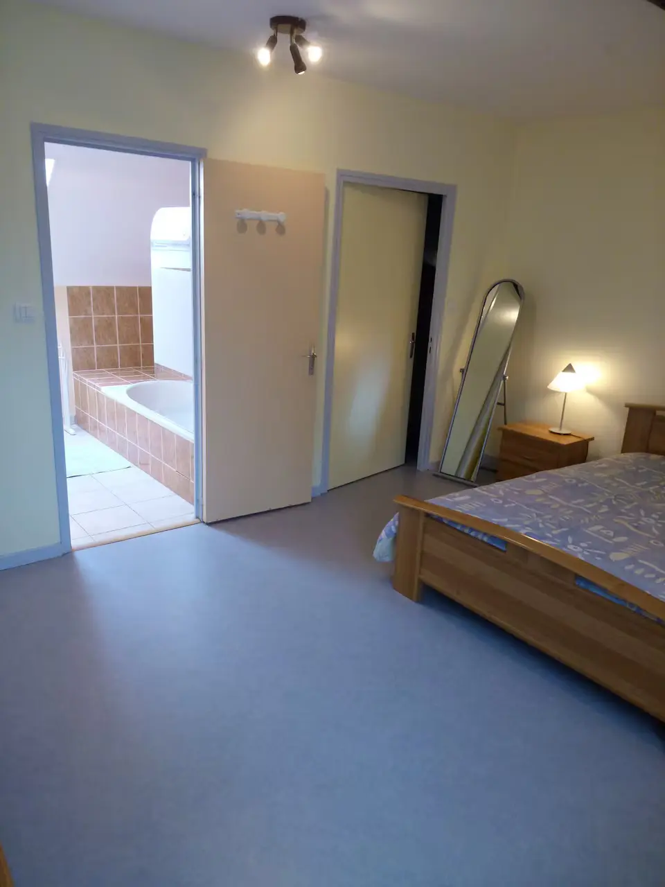 Chambre de la Ferme, Le Breuil : image 5