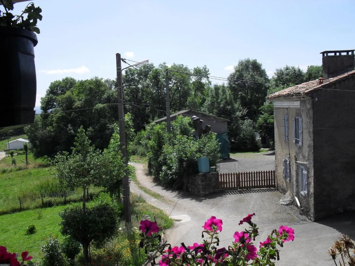 Chambre familiale de la ferme de Yolande, Montesquieu-Avantès : image 4