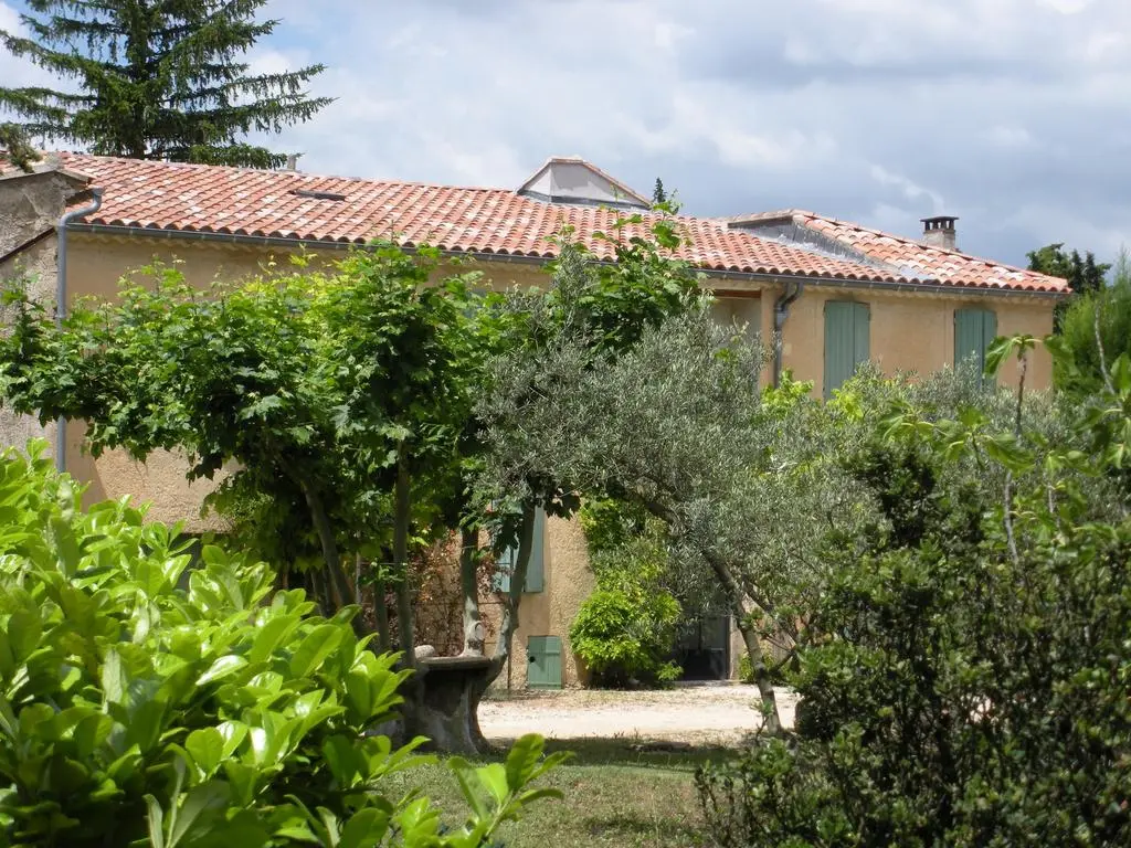 Chambre Farigoule du Mas la Vitalis, L'Isle-sur-la-Sorgue : image 3
