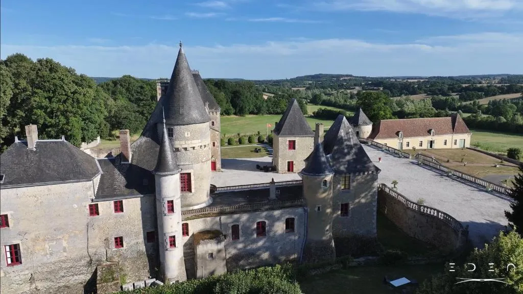 Château des Feugerets, La Chapelle-Souëf : image 2