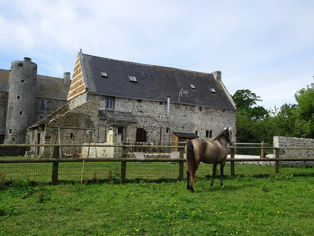 Domaine du manoir de Canville, Canville-la-Rocque : image 2