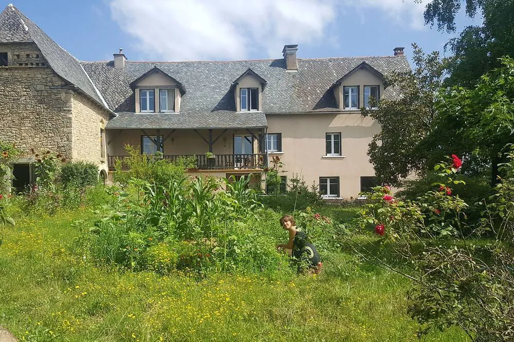 Éco-gîte Les Jardins du Batut (gîte à la ferme), Roussennac