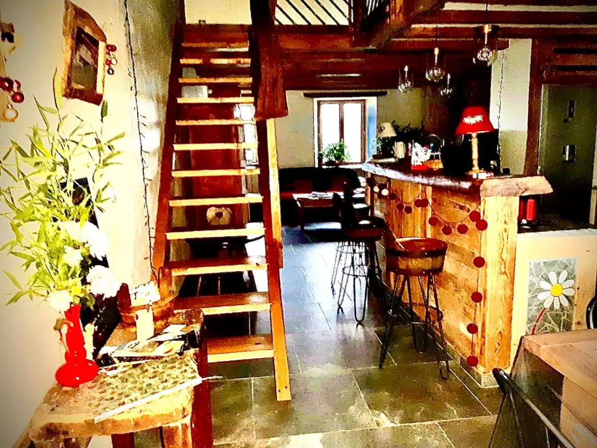 Chez Lili, Alex : image 4