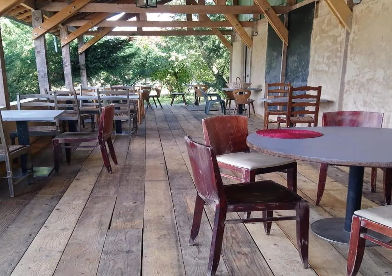 Ferme du Caroire, Azay-le-Ferron : image 3