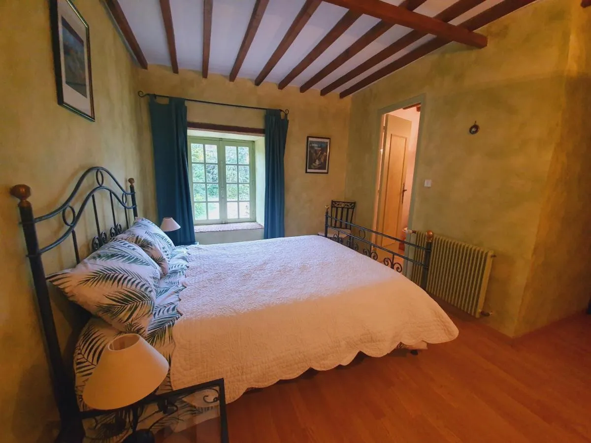 Gateau Stables, Saint-Amand-en-Puisaye : image 4