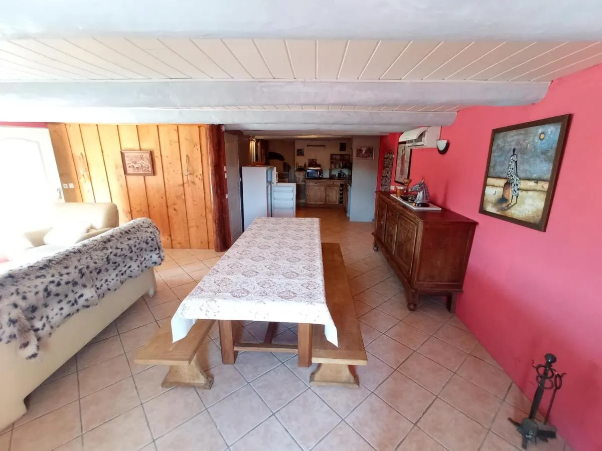 Gîte à la ferme de Christelle et Gérard, Le Vernet-Chaméane : image 4