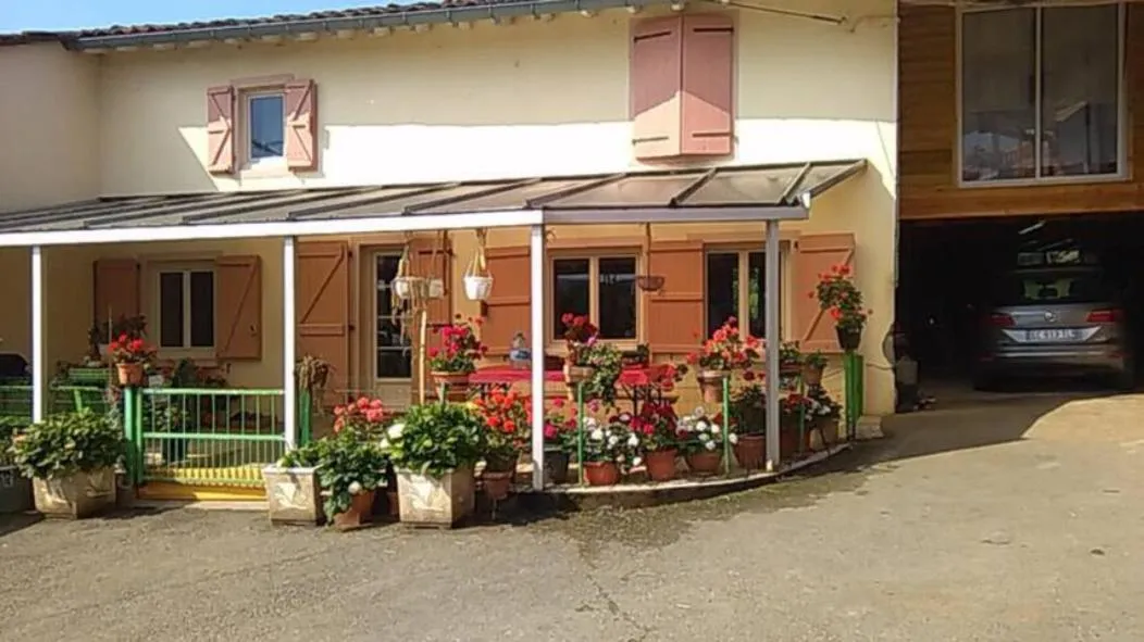 Gîte à la ferme de Yolande (chambre d'hôtes à la ferme), Montesquieu-Avantès
