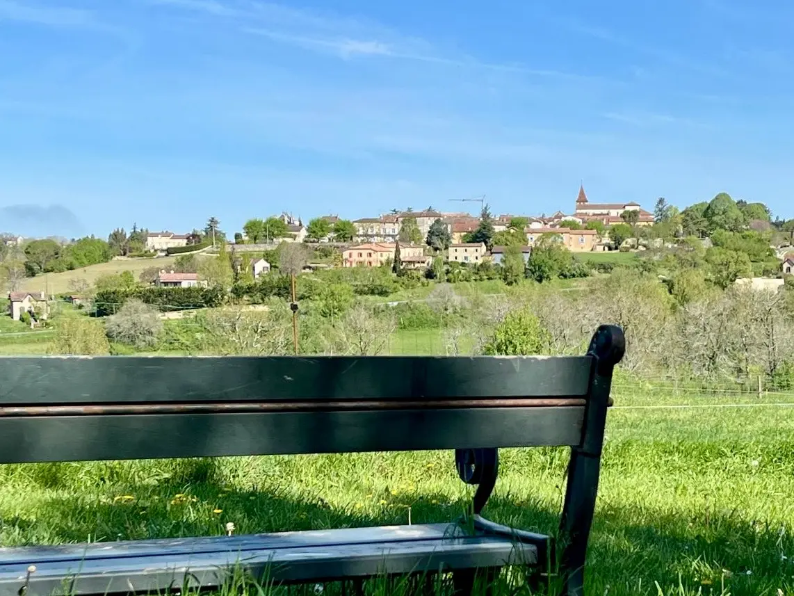 Gîte de Charme Vue sur la Vallée (gîte à la ferme), Capdrot