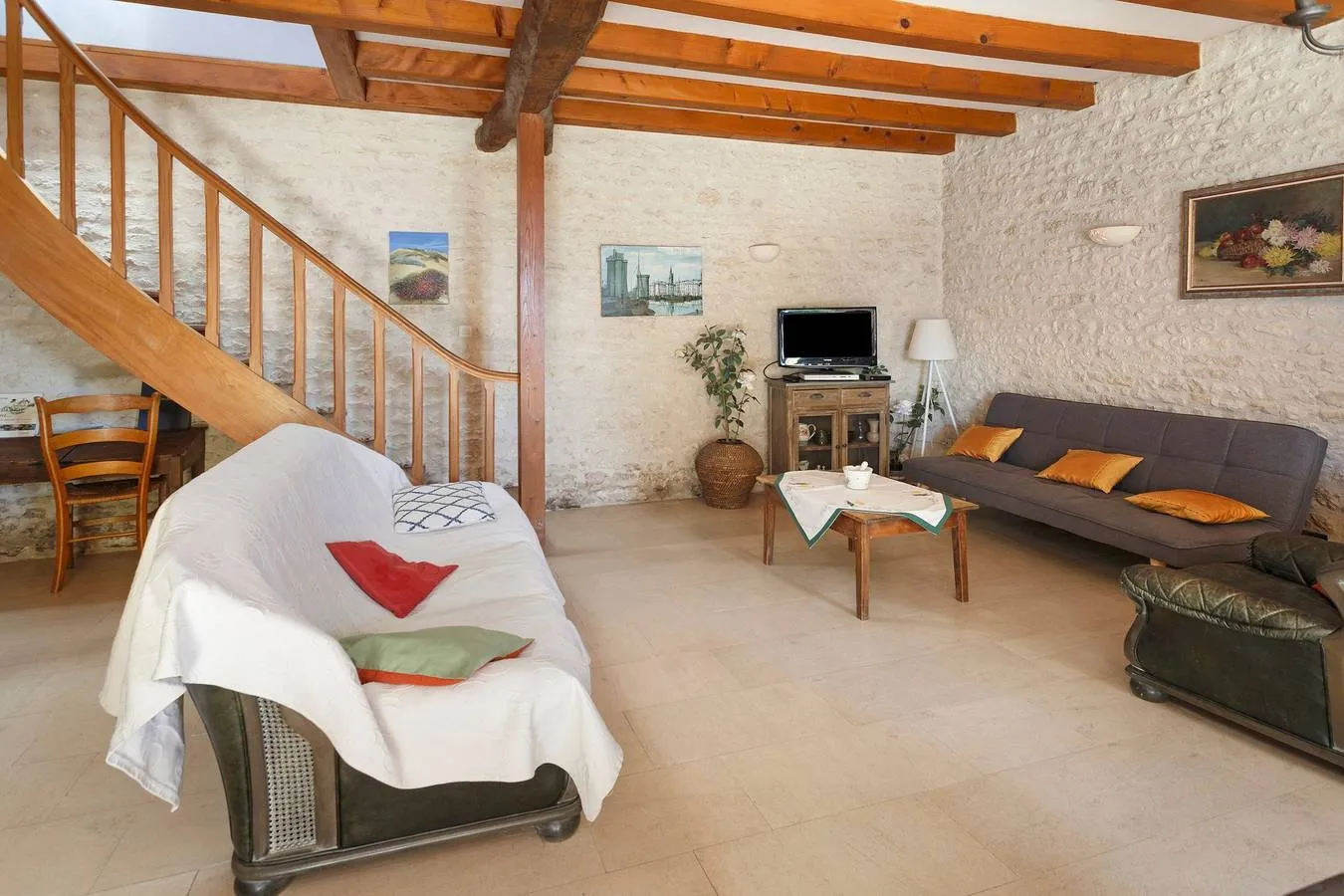 Gîte de la ferme céréalière, Antezant-la-Chapelle : image 5