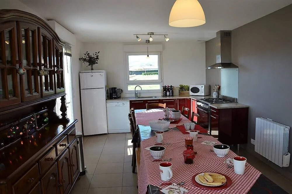 Gîte de la Perdrix Rouge (gîte à la ferme), Saint-Étienne-des-Oullières