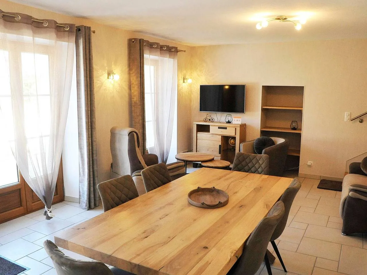 Gîte moderne du vignoble, Villy : image 2