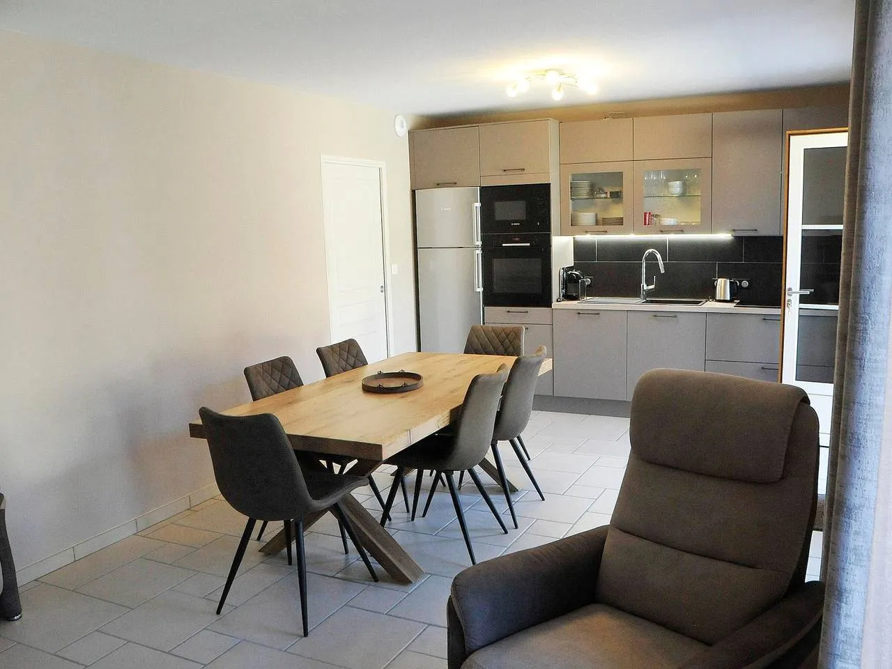 Gîte moderne du vignoble, Villy : image 3