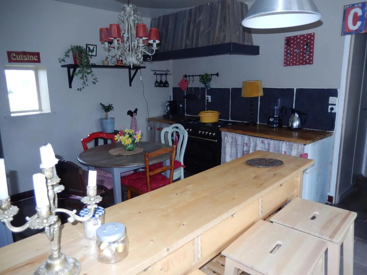 Gîte des Petites Poules Rousses, Choussy : image 4