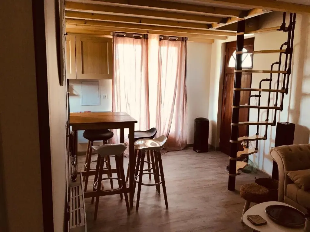Gîte La Bohème, Quincié-en-Beaujolais : image 2