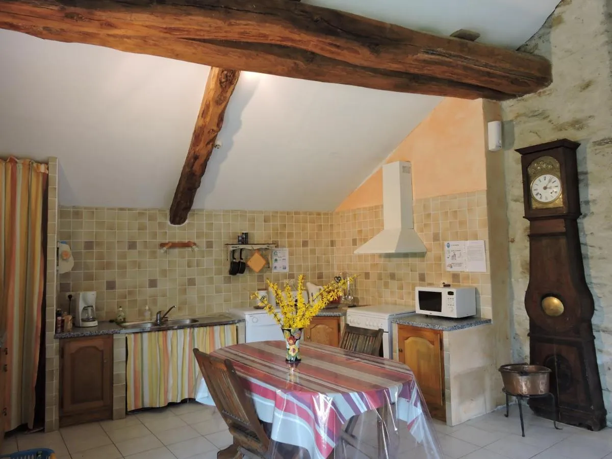 Gîte La Fenial, Montredon-Labessonnié : image 4