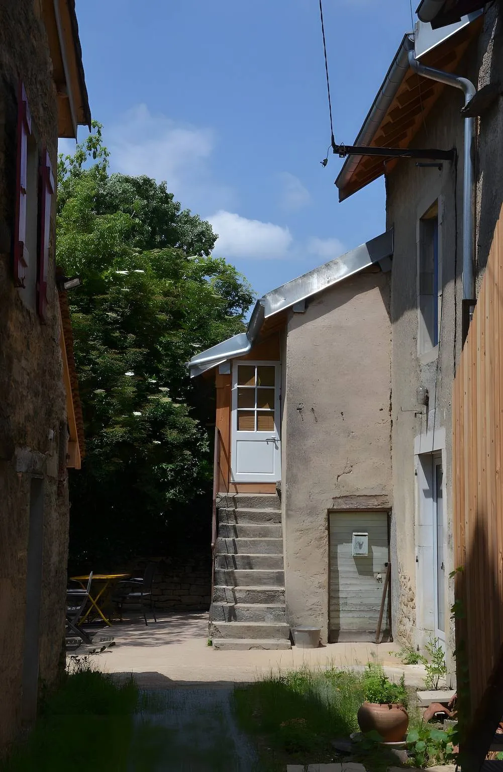 Gîte Le Nid, Passenans : image 3