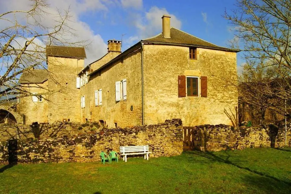 Gîte Le Roc du Manoir d'Ajas (gîte à la ferme), Saint-Laurent-d'Olt