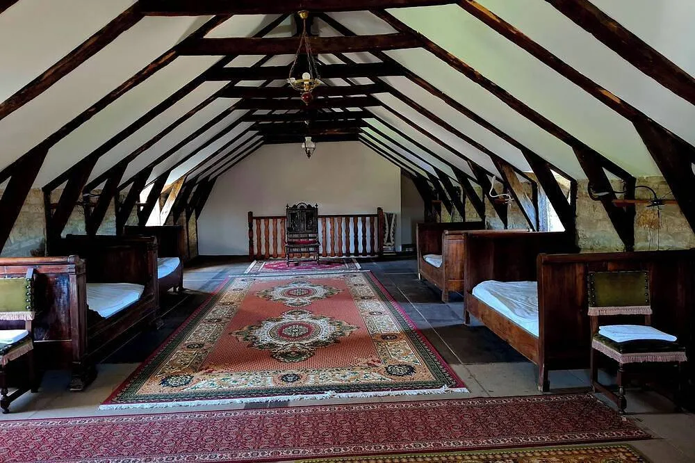 Gîte Le Roc du Manoir d'Ajas, Saint-Laurent-d'Olt : image 3